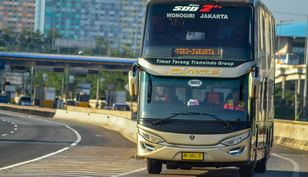 Bus Trans Jawa